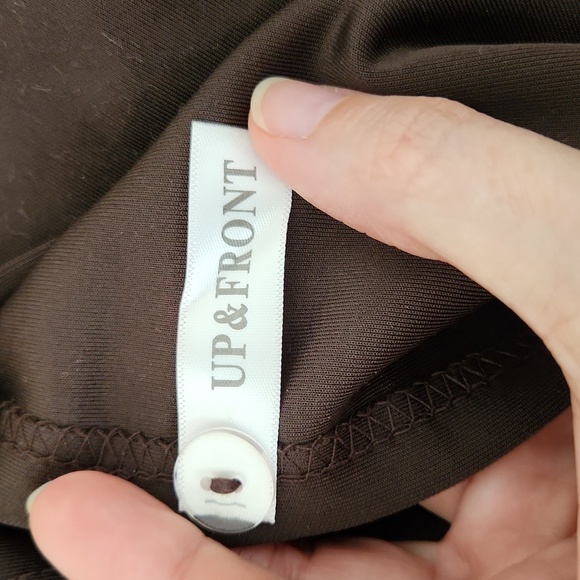 Queen-size brown boxspring cover - Picture 6 of 6